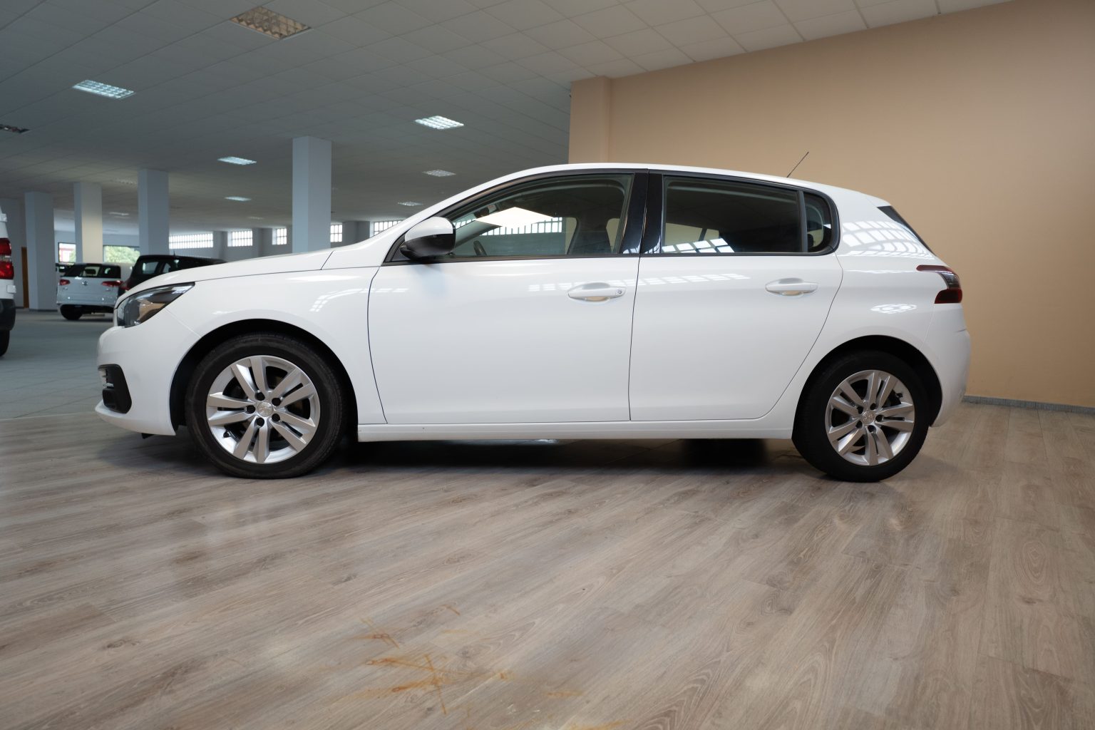 Peugeot 308 (5)
