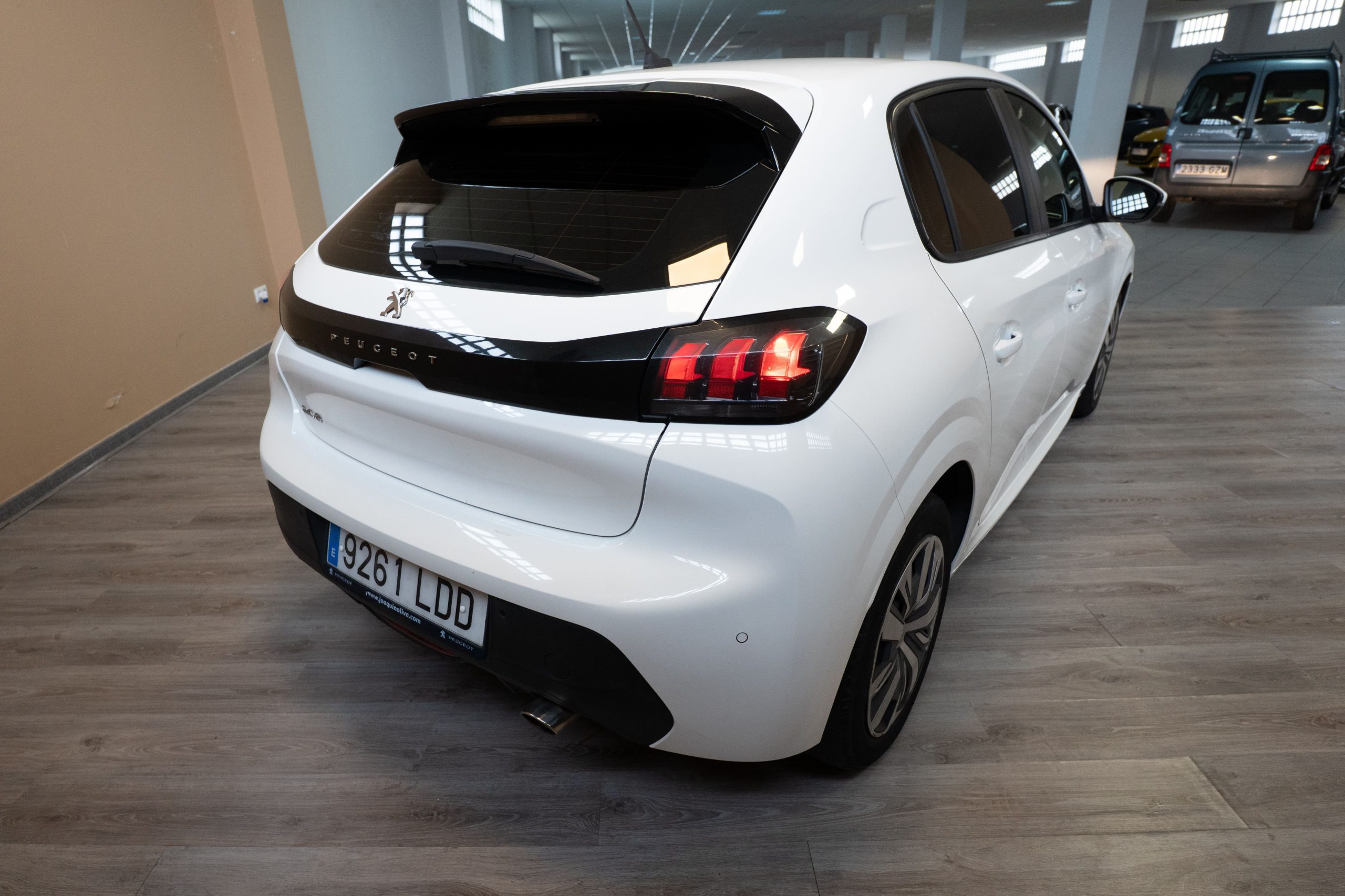 Peugeot 208