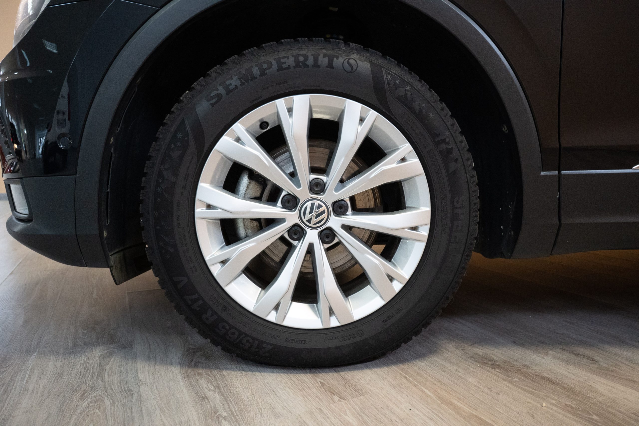 
								VOLKSWAGEN TIGUAN lleno									