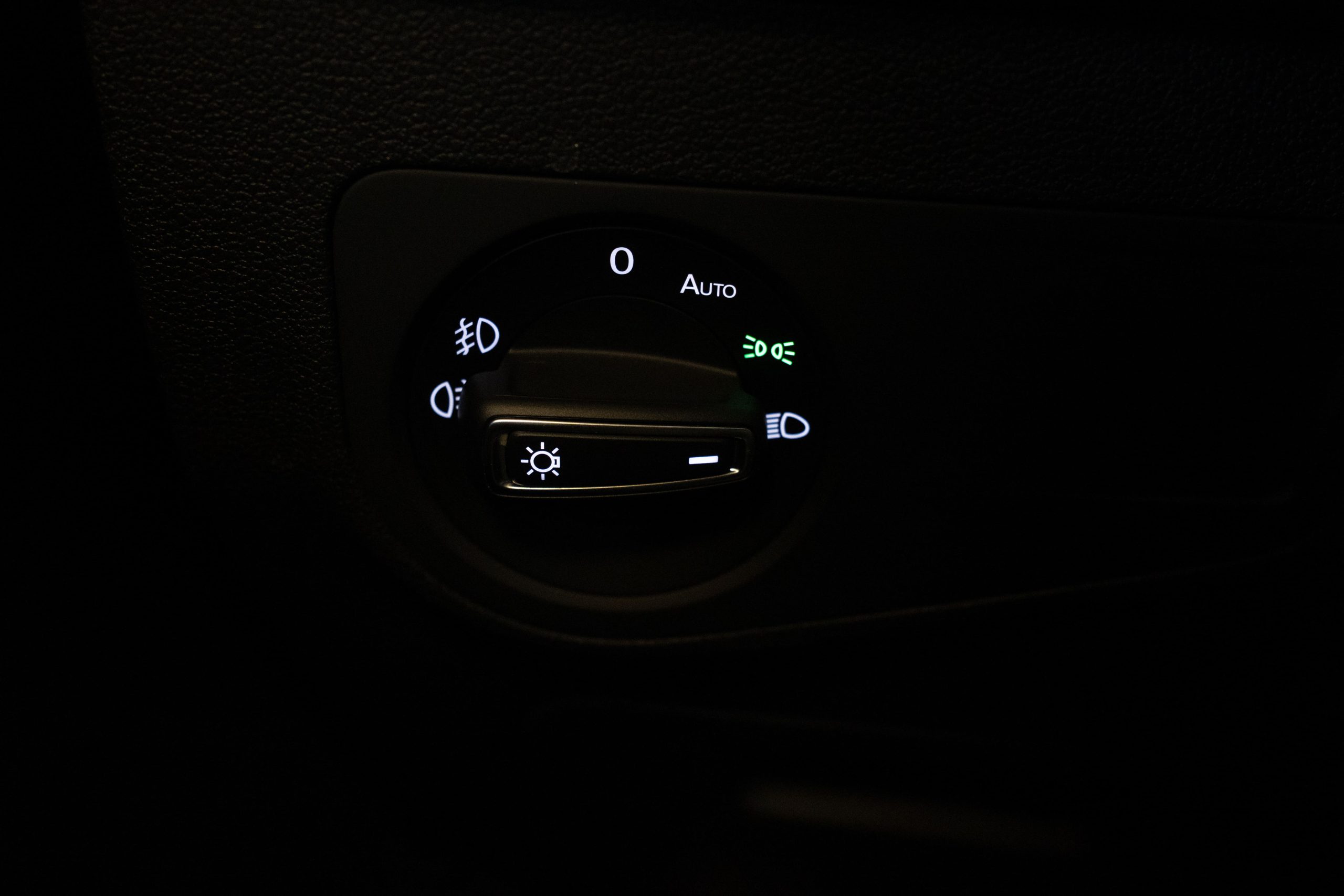 
								VOLKSWAGEN TIGUAN lleno									