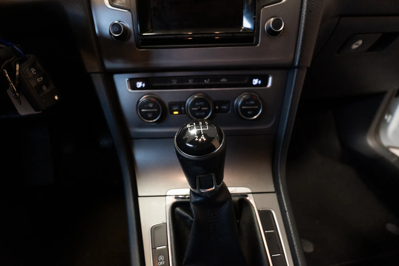 
								Volkswagen golf TDI lleno									
