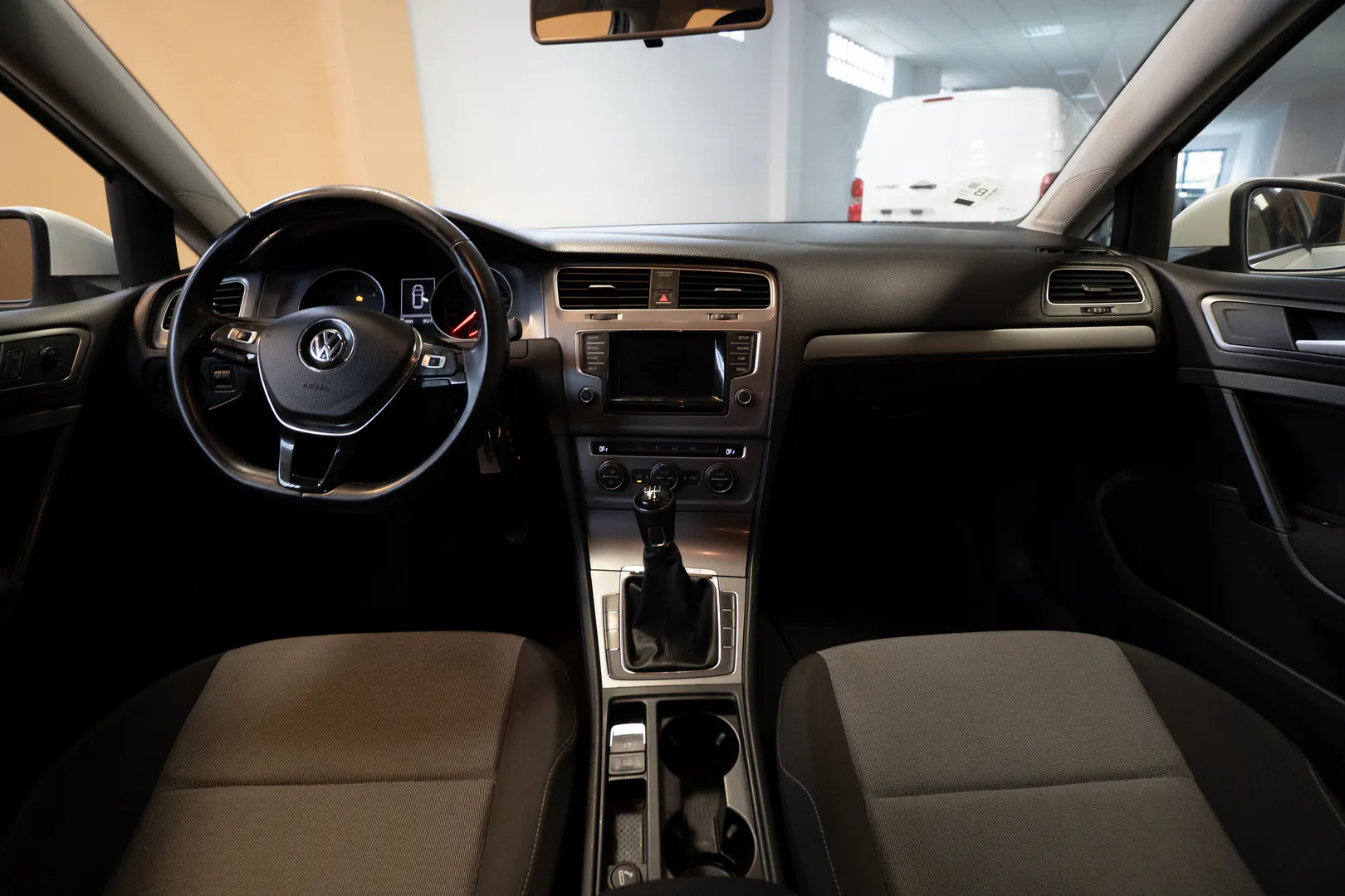 
								Volkswagen golf TDI lleno									