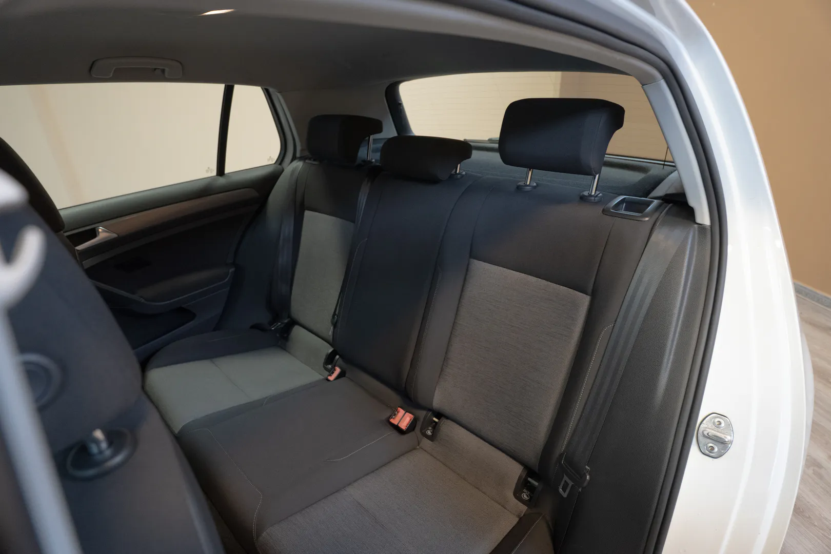 
								Volkswagen golf TDI lleno									