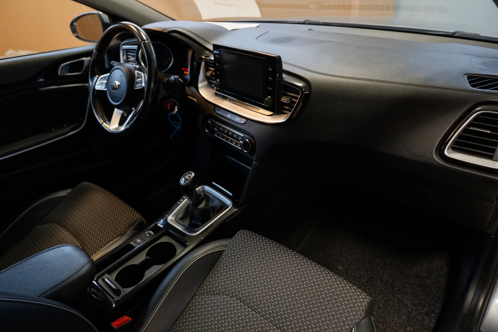 
								Kia Xceed lleno									