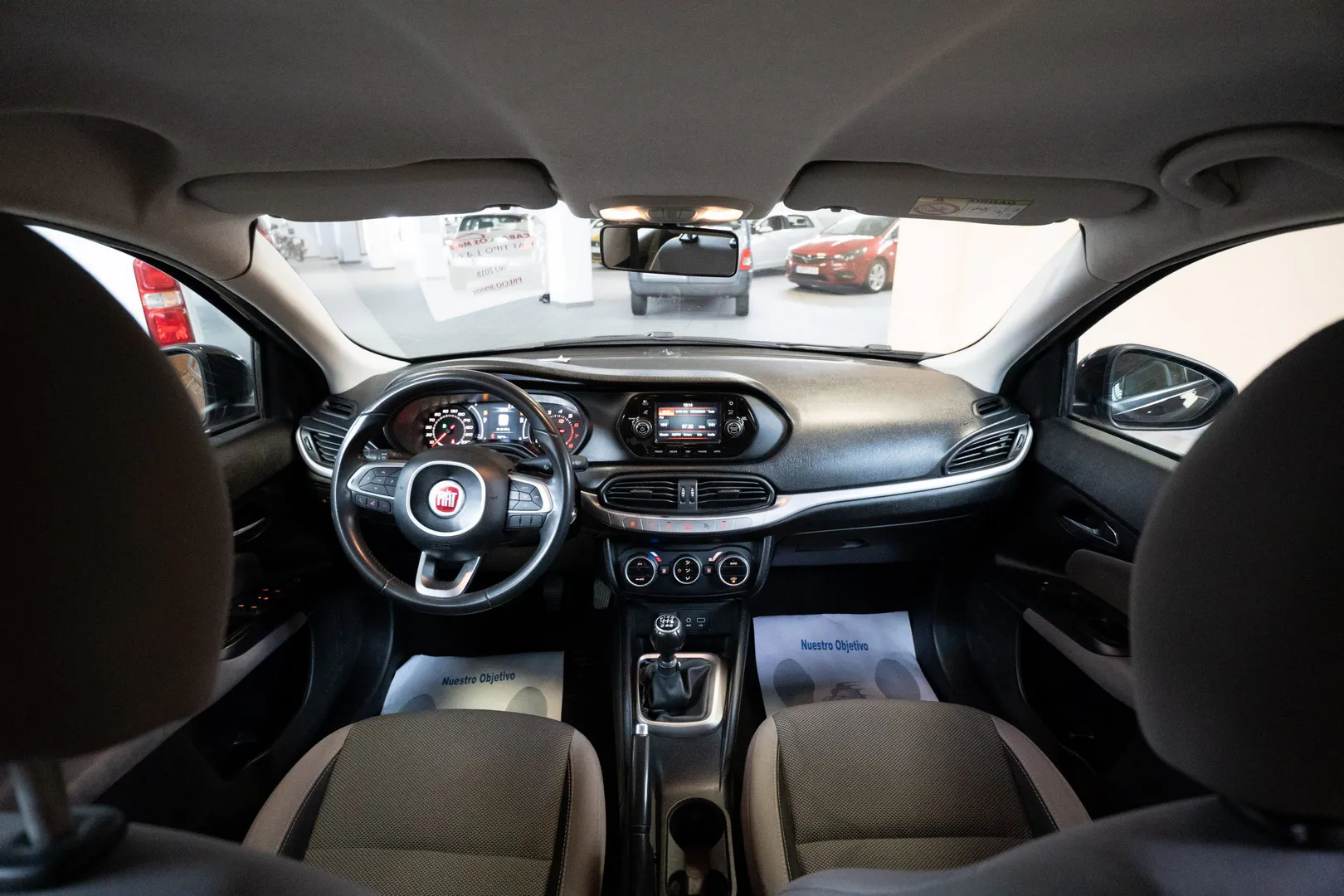 
								Fiat Tipo lleno									