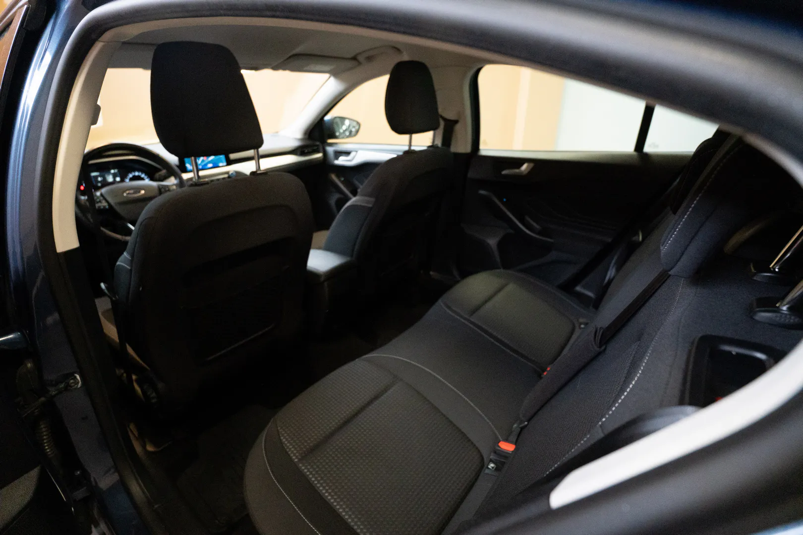 
								Ford Focus lleno									