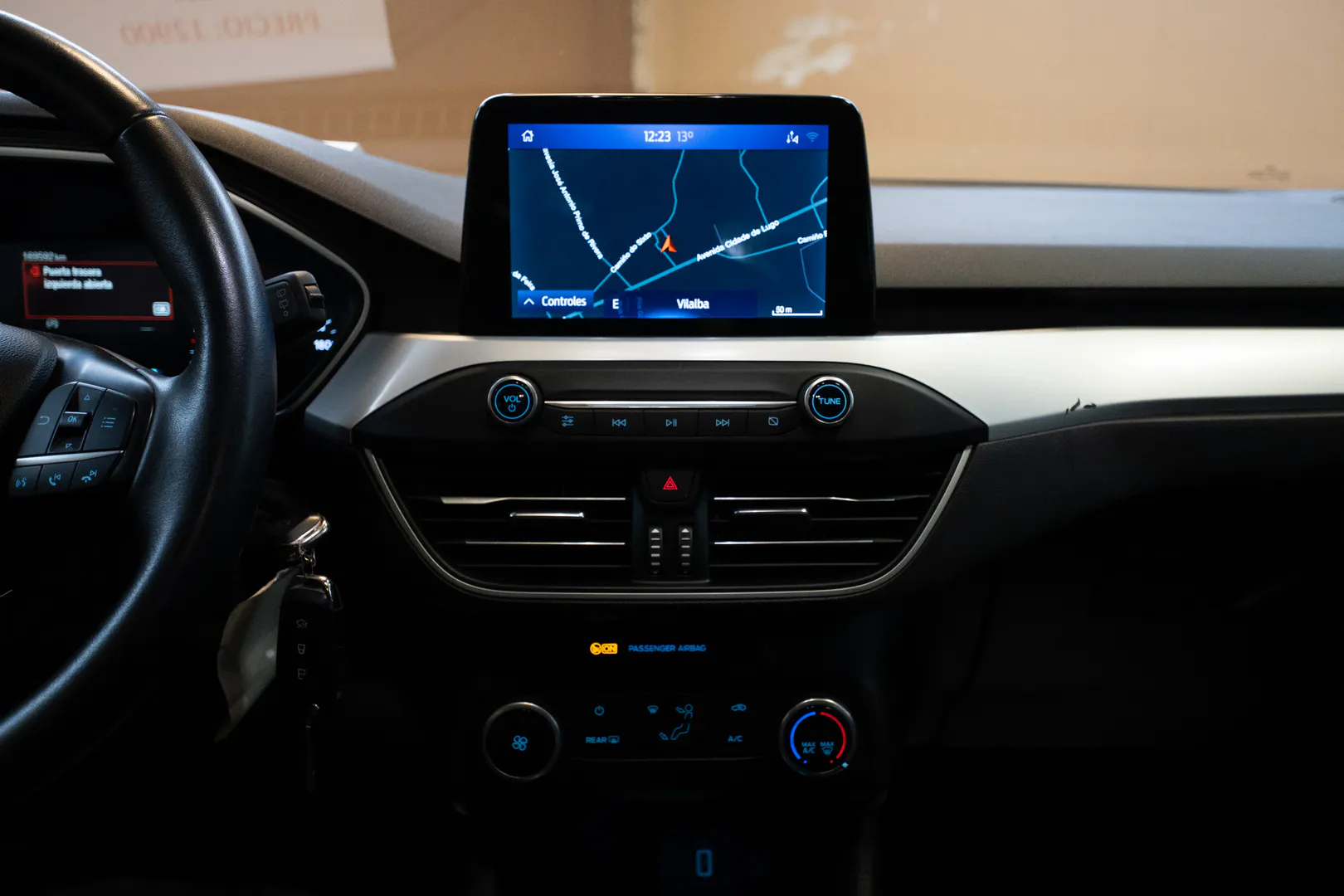 
								Ford Focus lleno									