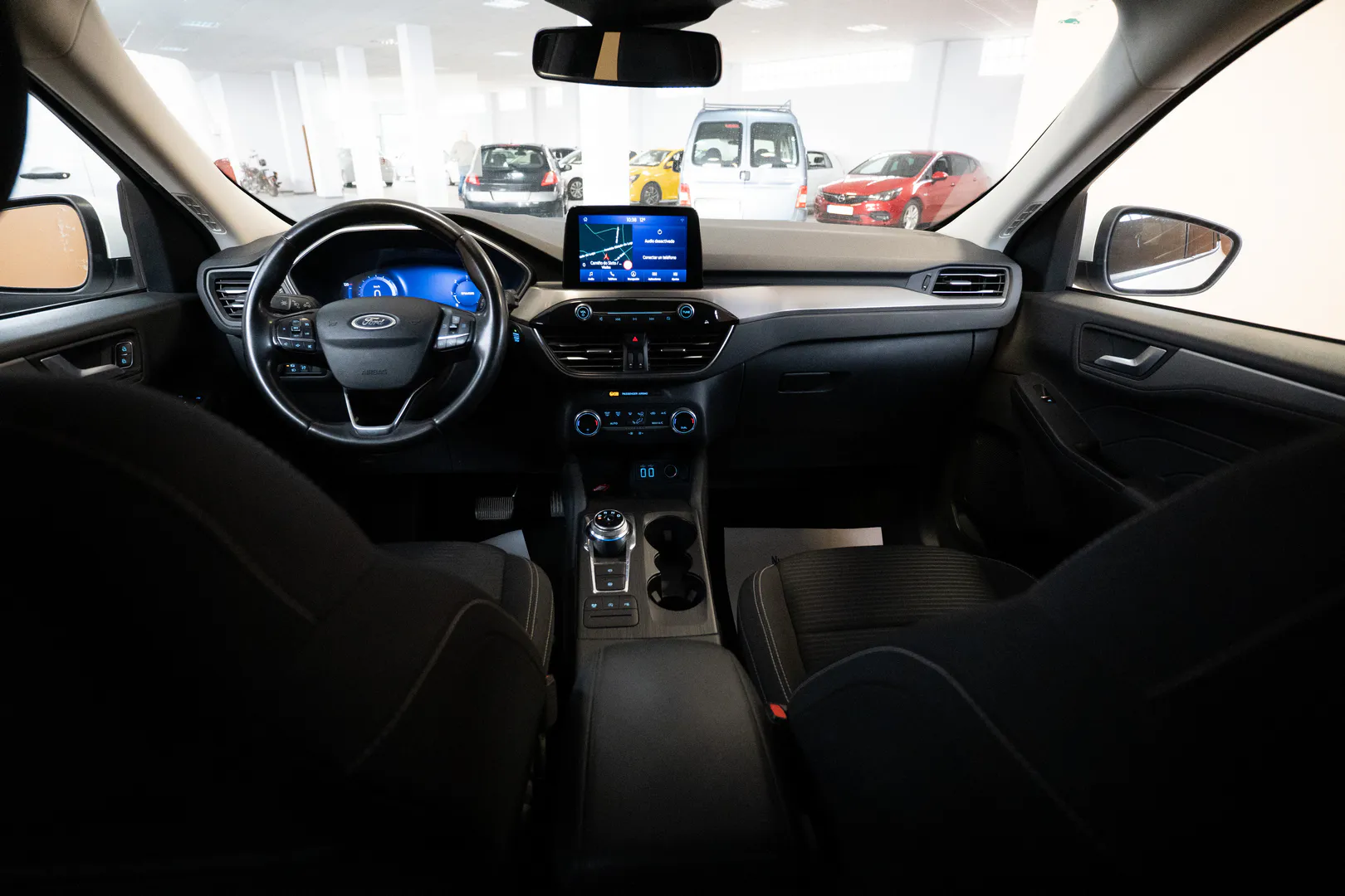 
								Ford Kuga lleno									
