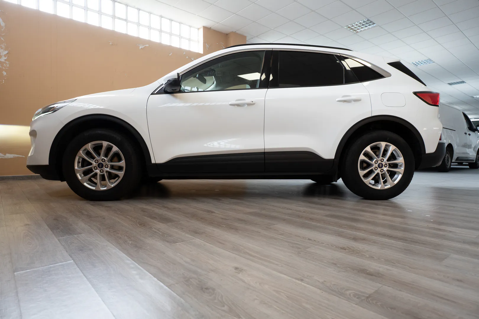 
								Ford Kuga lleno									