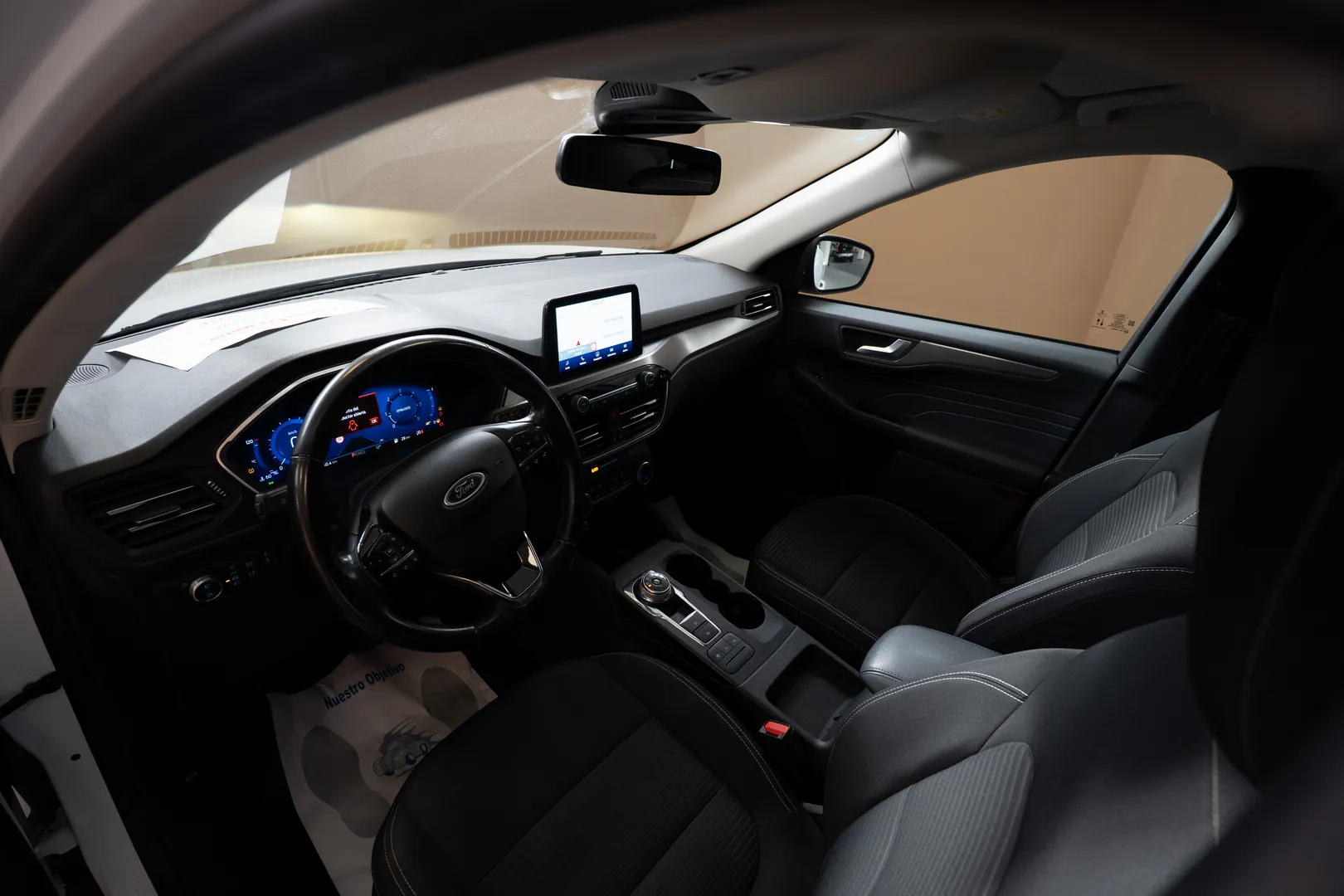 
								Ford Kuga lleno									