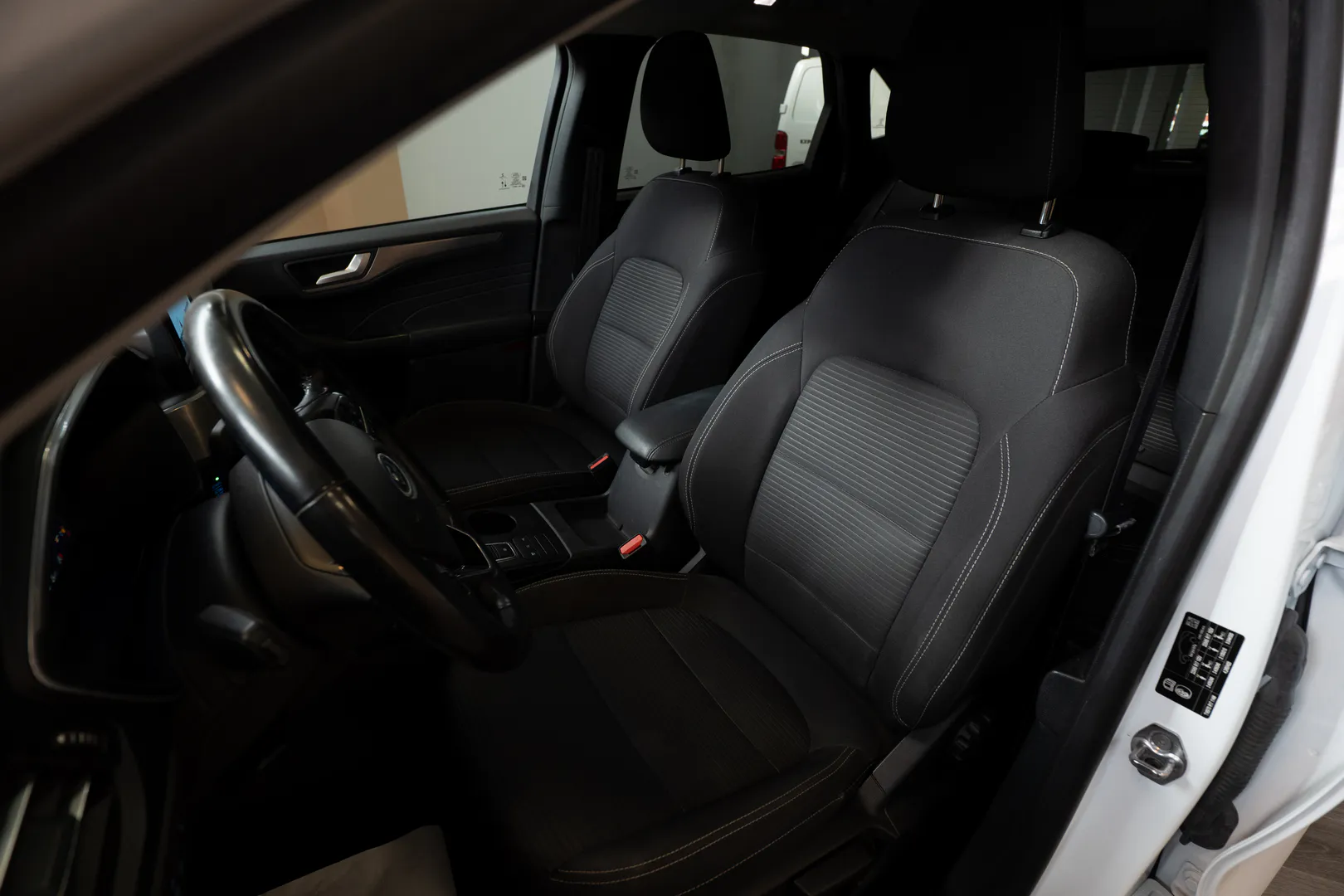 
								Ford Kuga lleno									