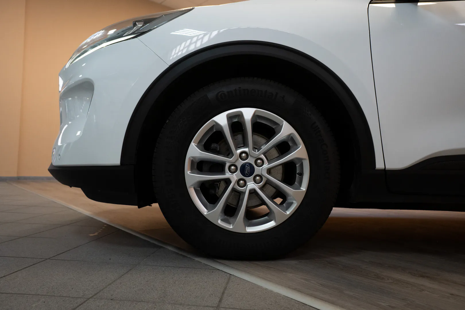 
								Ford Kuga lleno									