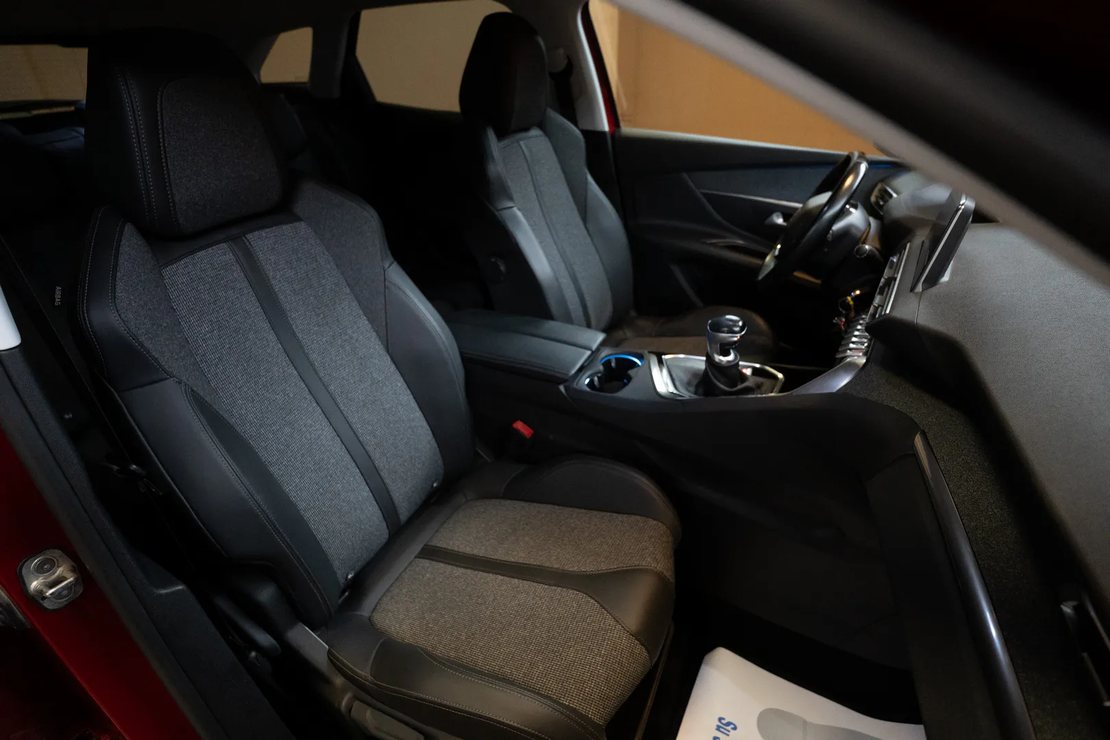 
								Peugeot 3008 Allure lleno									