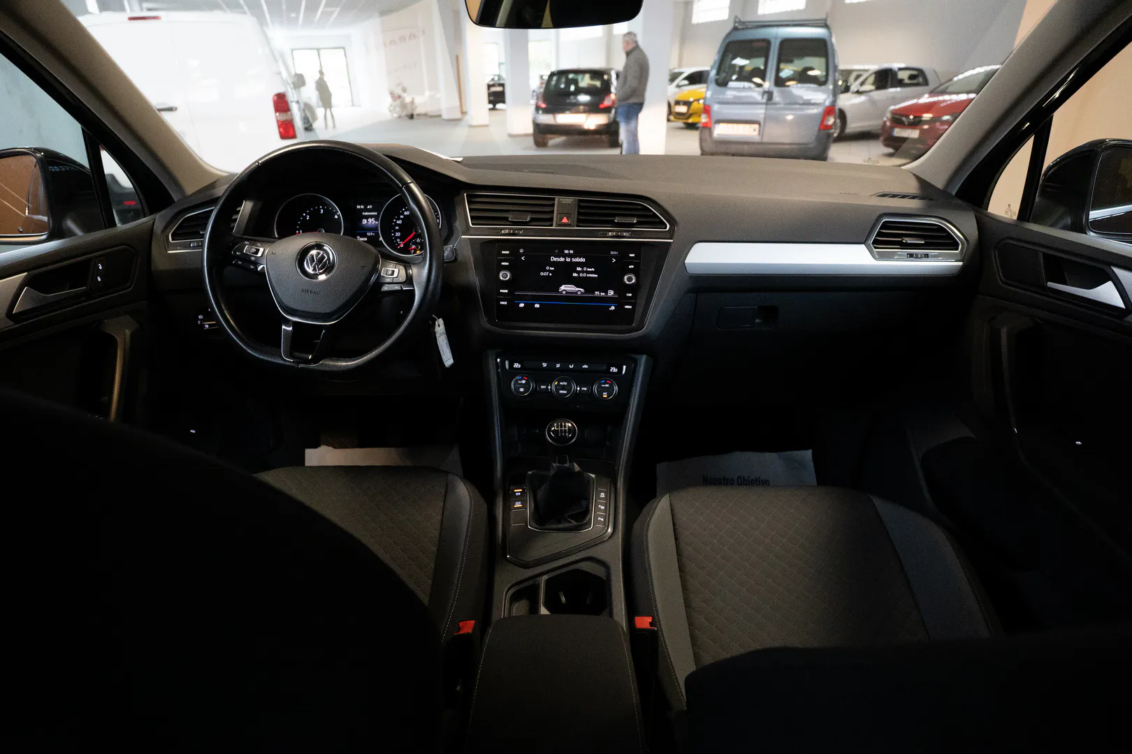 
								Volkswagen Tiguan lleno									