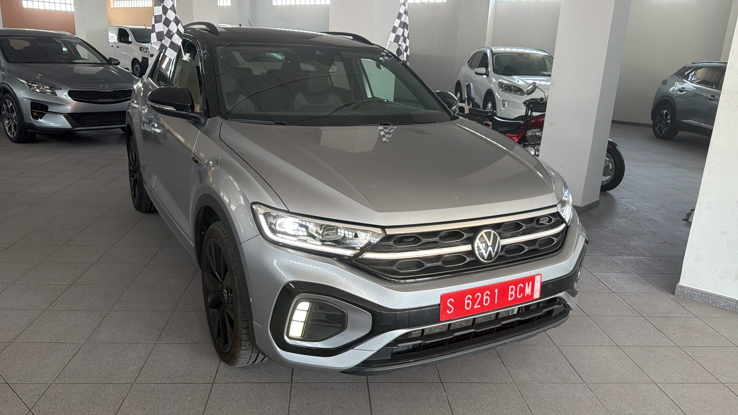 VOLKSWAGEN T-ROC 2.0 R-LINE 190