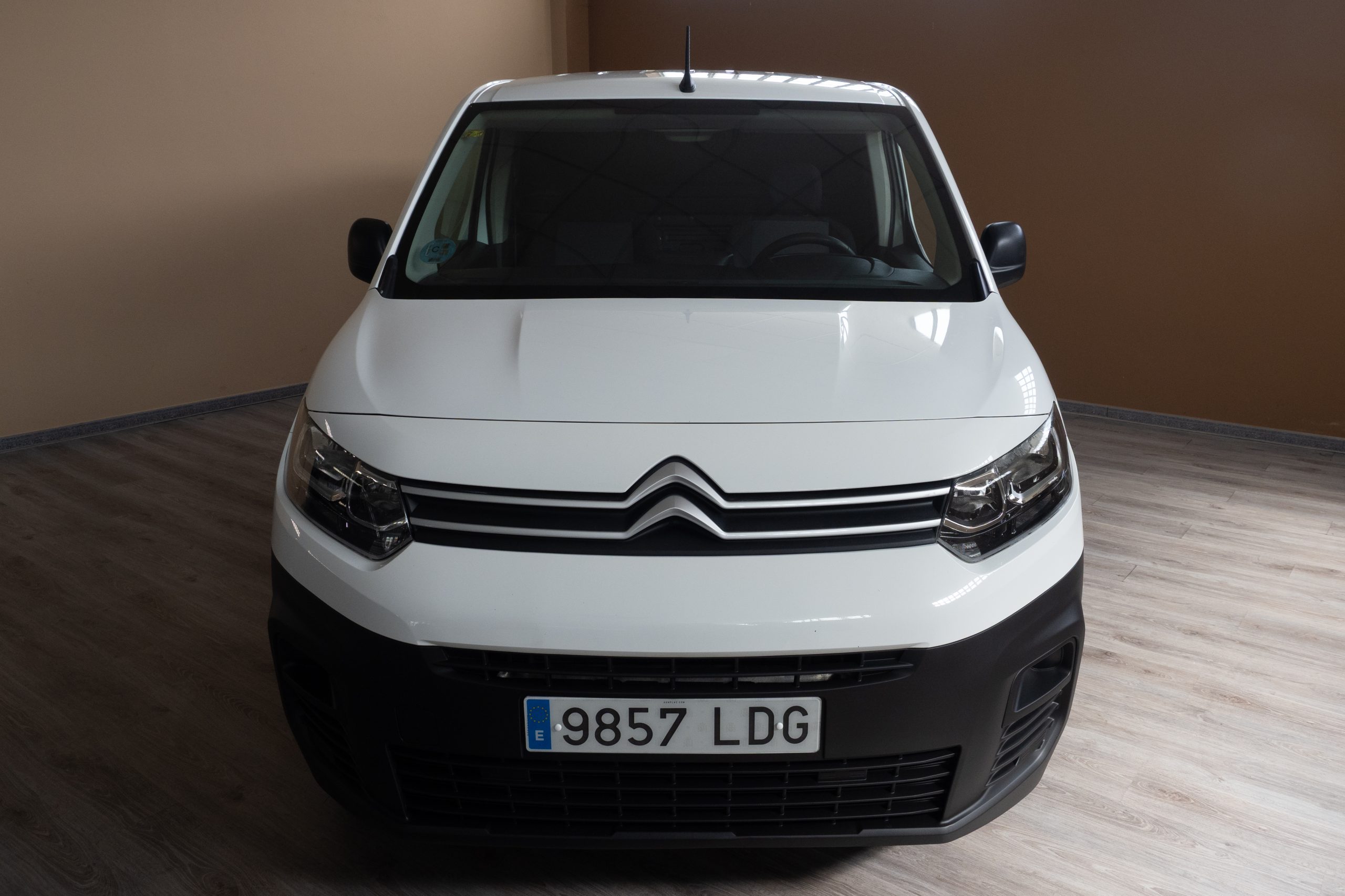 
								CITROEN BERLINGO lleno									