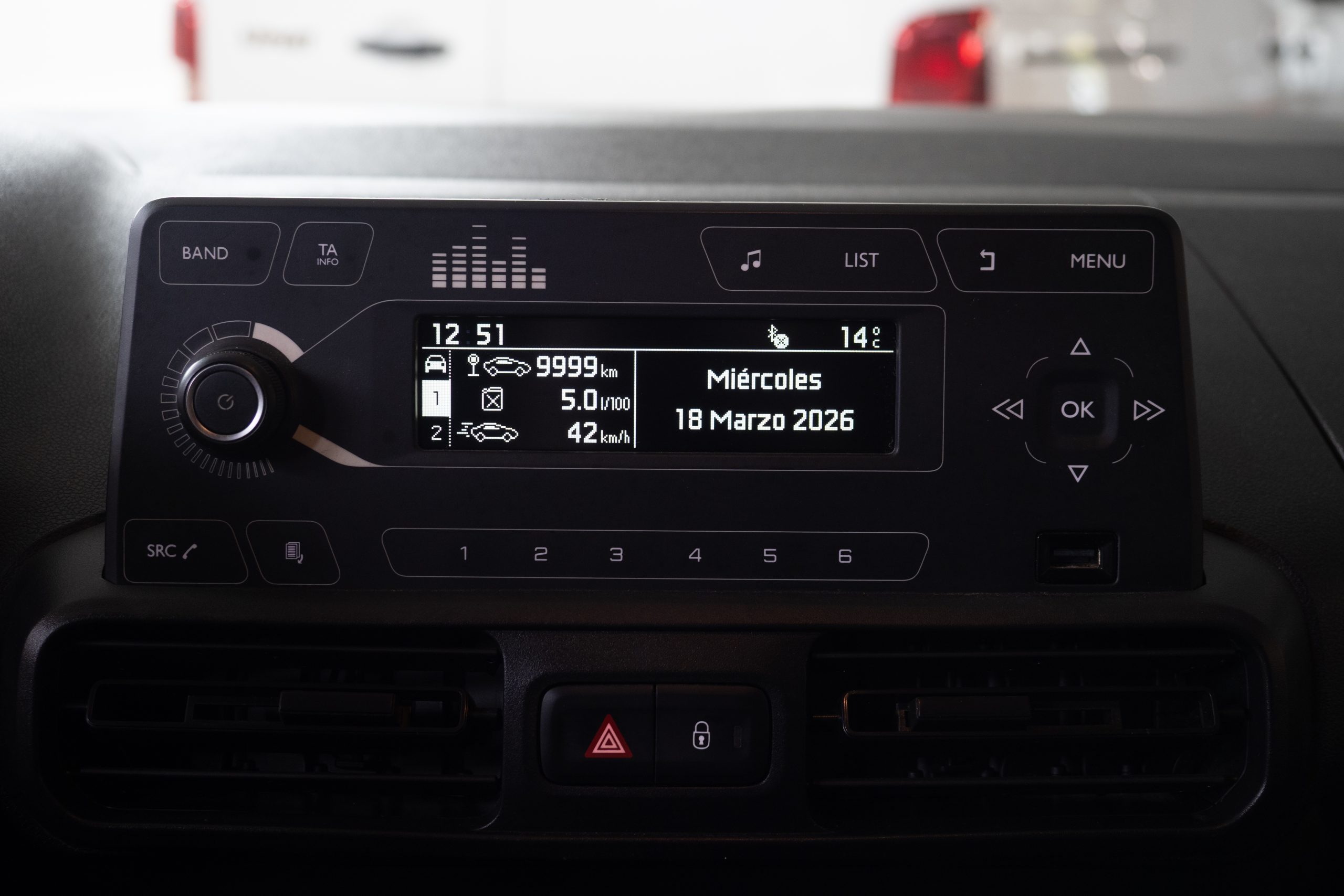 
								CITROEN BERLINGO lleno									