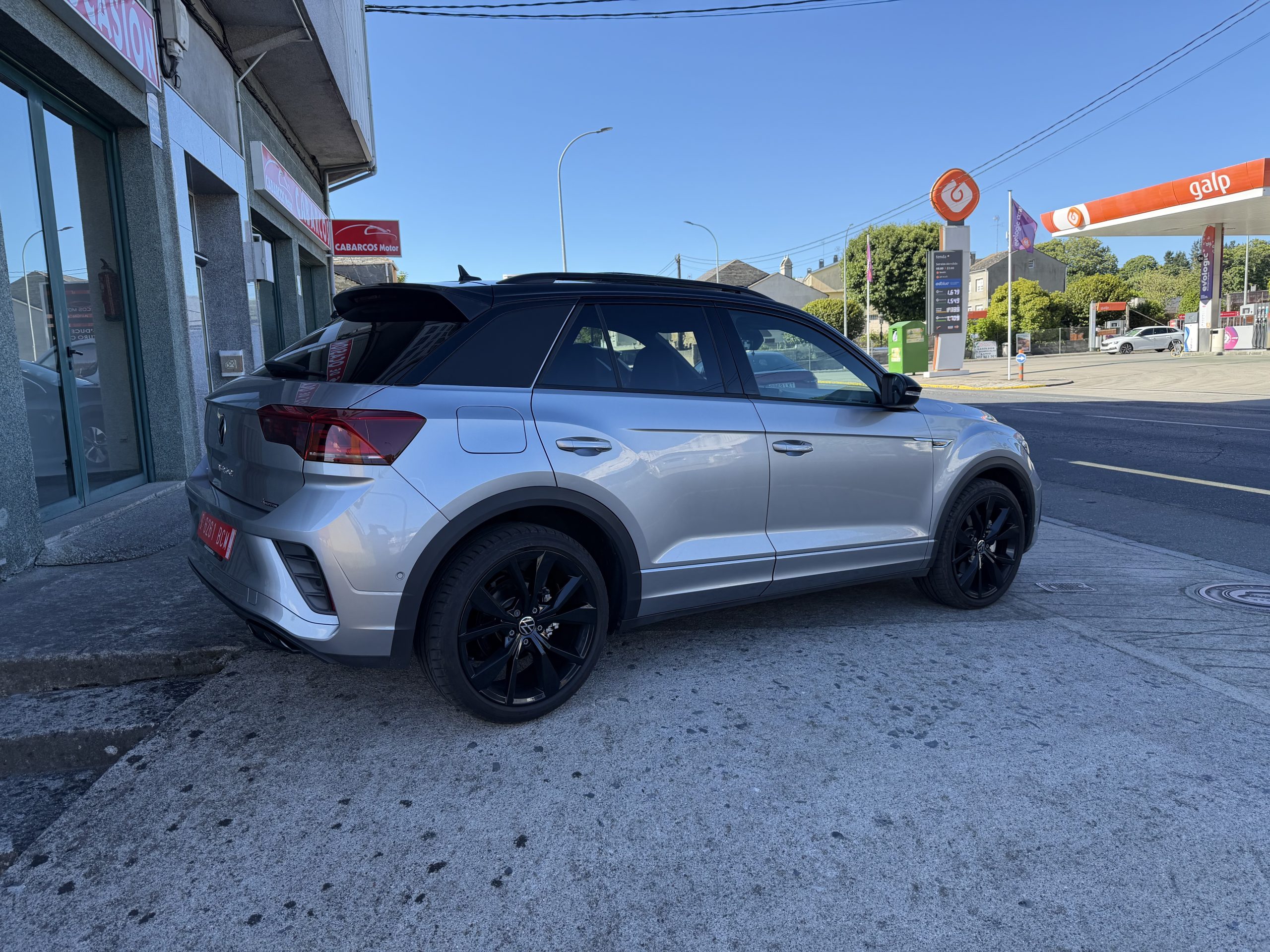 
								VOLKSWAGEN T-ROC 2.0 R-LINE 190 lleno									