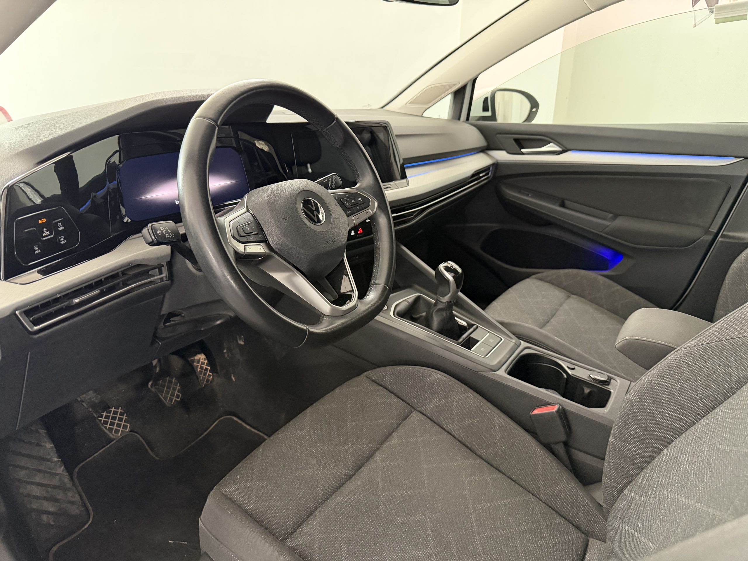 
								VOLKSWAGEN GOLF 2.0 TDI 116 lleno									
