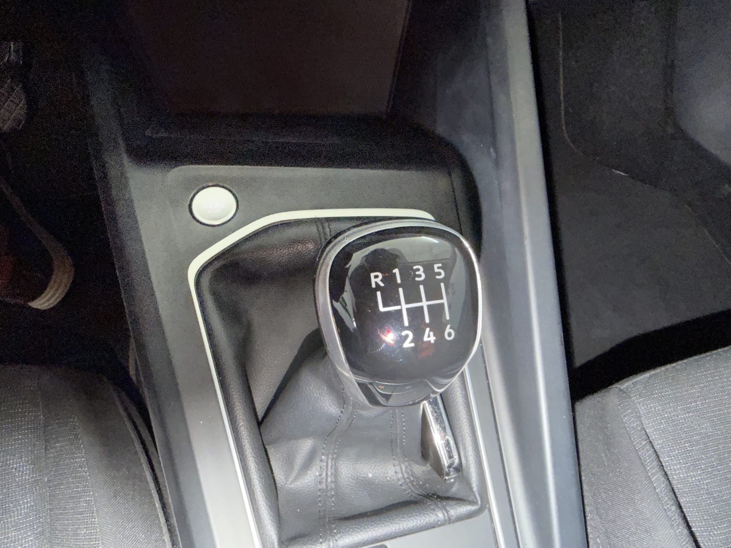 VOLKSWAGEN GOLF 2.0 TDI 116
