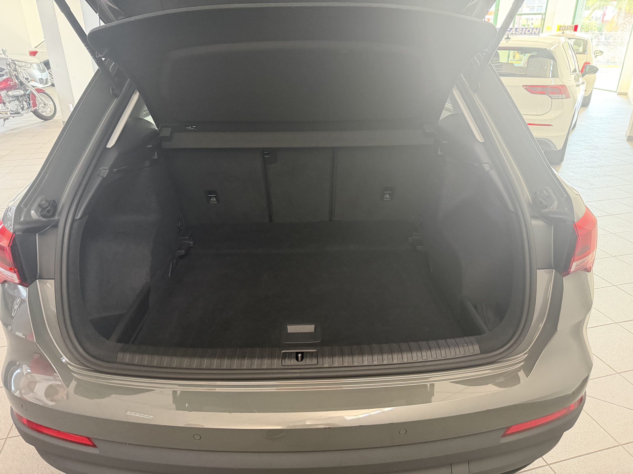 
								AUDI Q3 2.0 TDI 150 lleno									